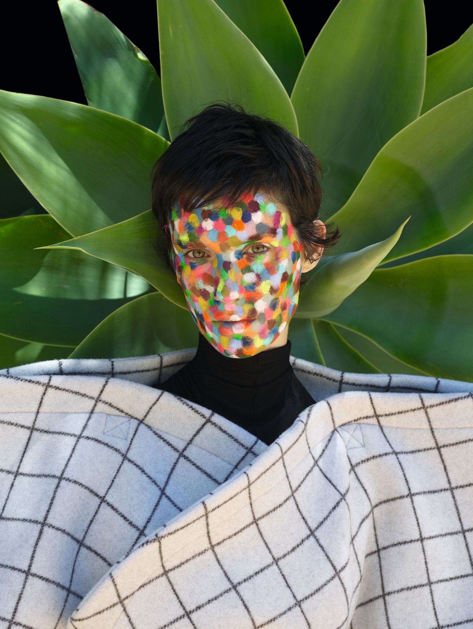 8. AN37_COV2_M2_Vivianne_Sassen_09_150dpi